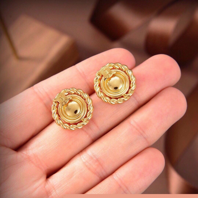 Ce**e earrings
